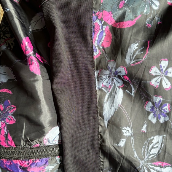 LuLaRoe Rise Determined Lightweight Workout Jacket Size XL - Picture 8 of 10